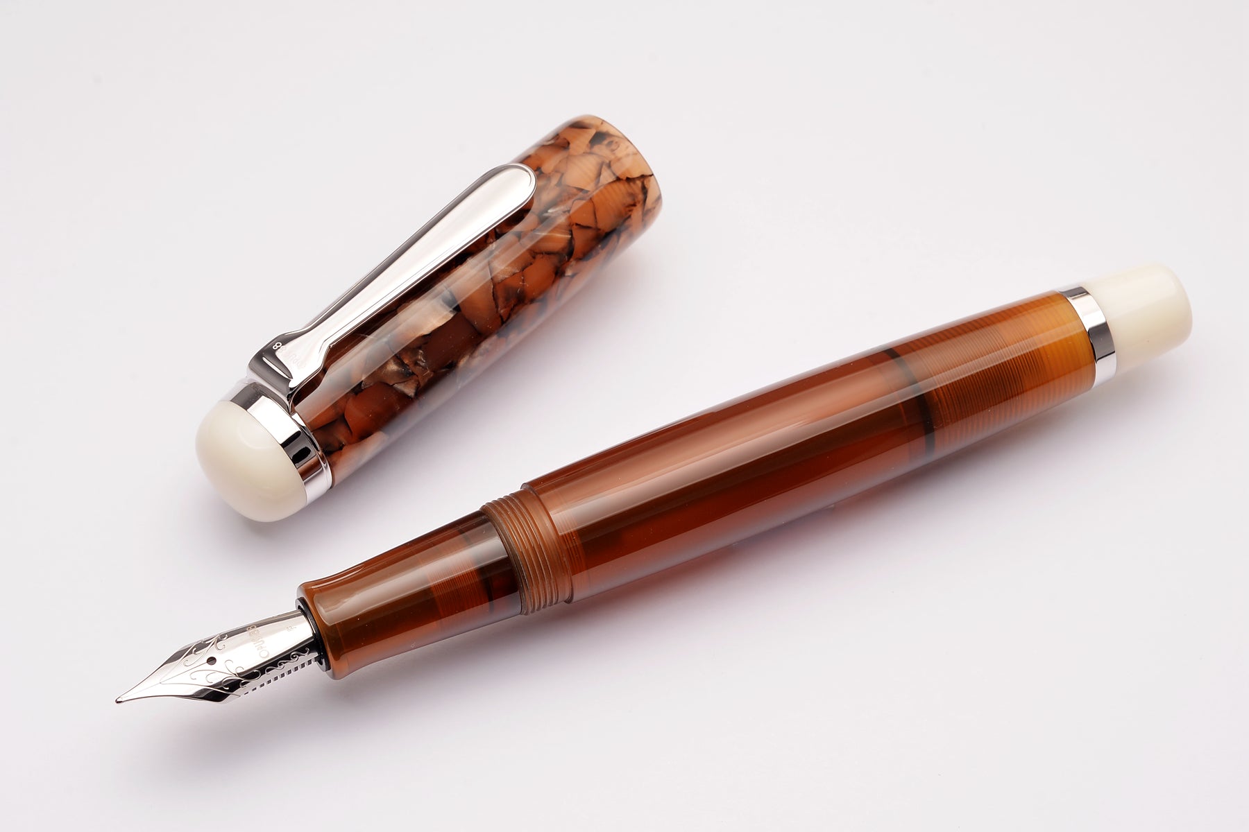 OMAR fountain pen brown