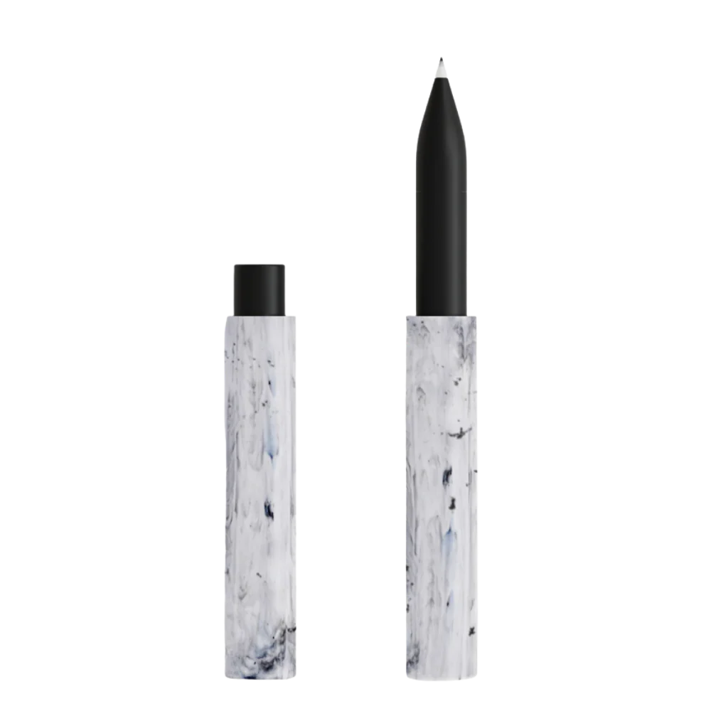 Tom's Studio - Wren Salbei Write Off Smoke