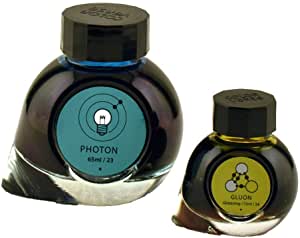 65ml Tintenglas der Farbe Photon und 15ml Tintenglas der Farbe Gluon von Colorverse.
